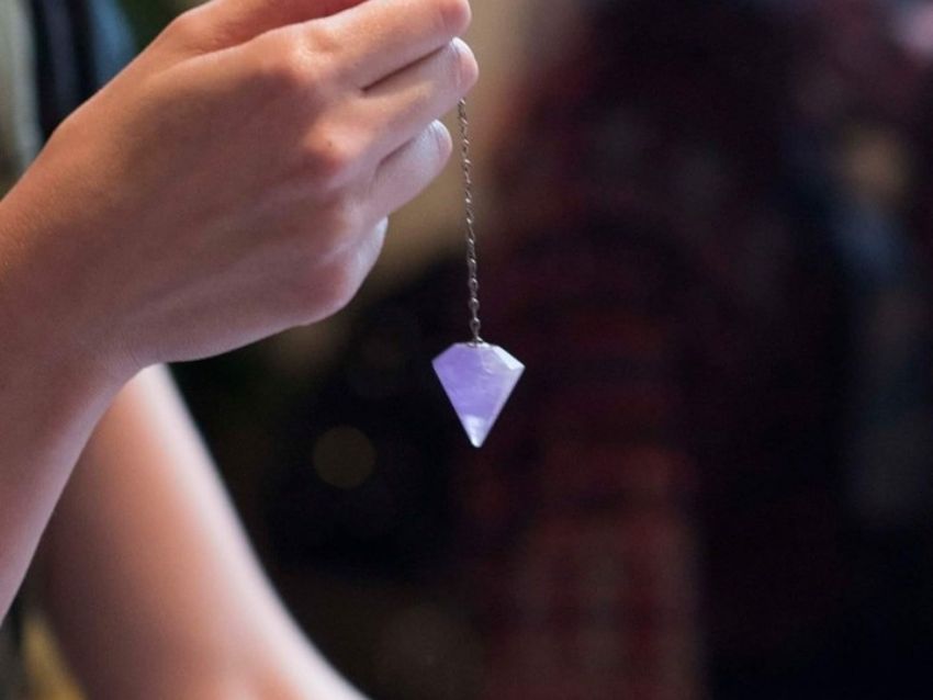 El péndulo adivinatorio